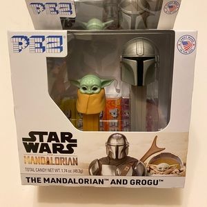 COLLECTABLE PEZ Disney Star Wars The Mandalorian & Baby Yoda Dispensers & Candy